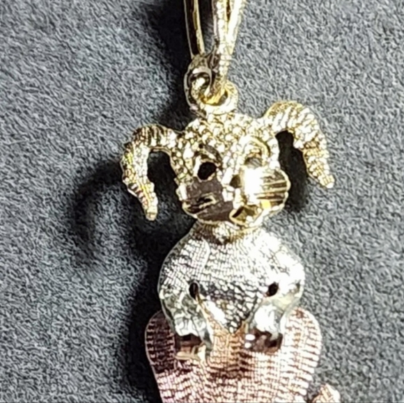 14k Gold Tri Color Moveable Suprised Bunny Pendant 🐰 - Picture 7 of 9